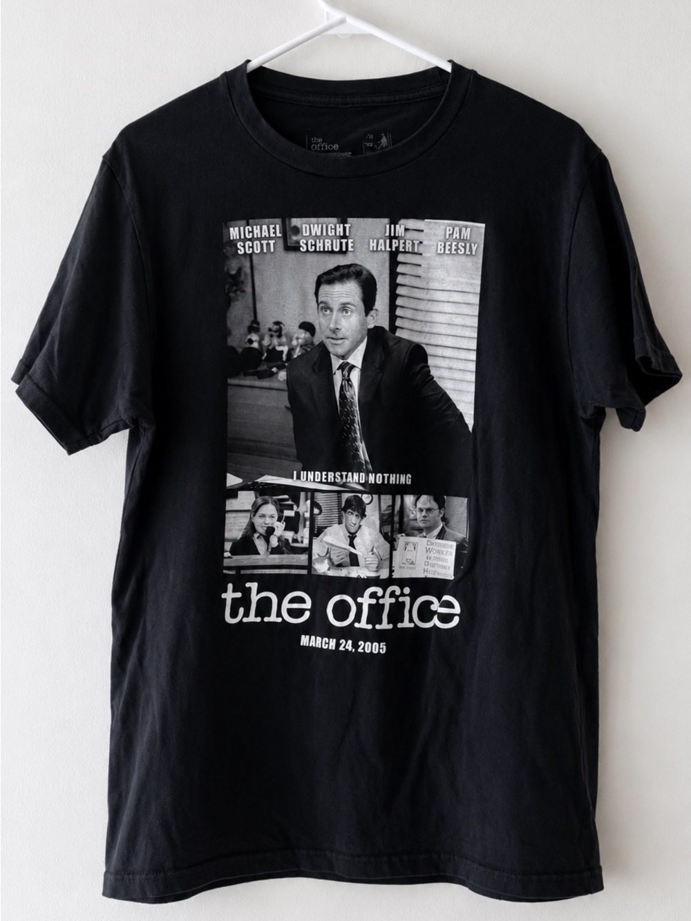 The Office Black Graphic Tee - 'I Understand Nothing' Medium